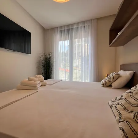 Infinity N5 Brzet Omiš