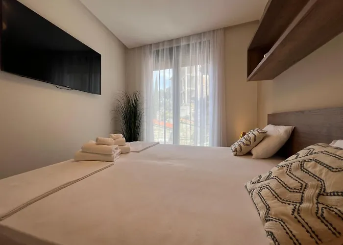 Infinity N5 Brzet Omiš