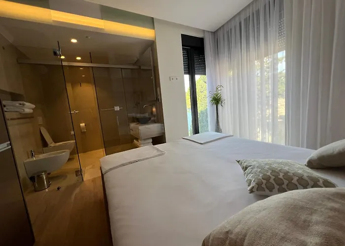 Infinity N5 Brzet * Omiš