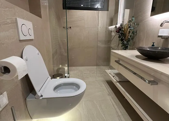 Infinity N5 Brzet Apartmán *