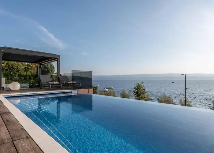 Infinity N5 Brzet Omiš